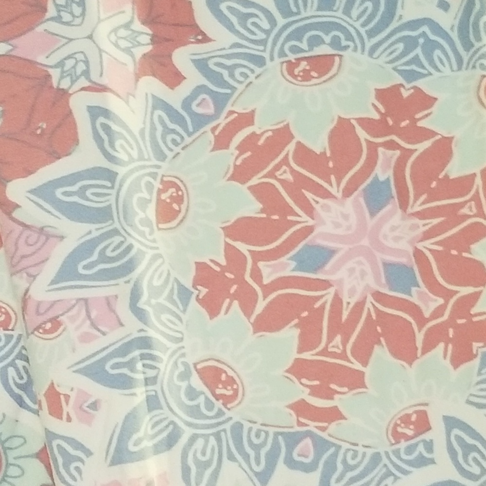 Lularoe TC leggings - Picture 4 of 4